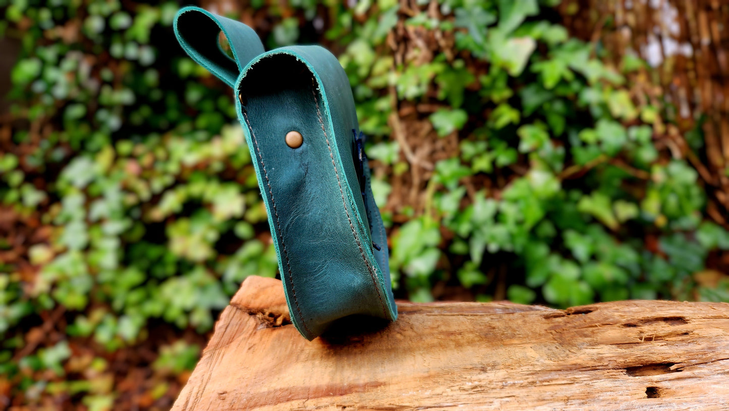 Leather Leaf Belt Bag (teal)