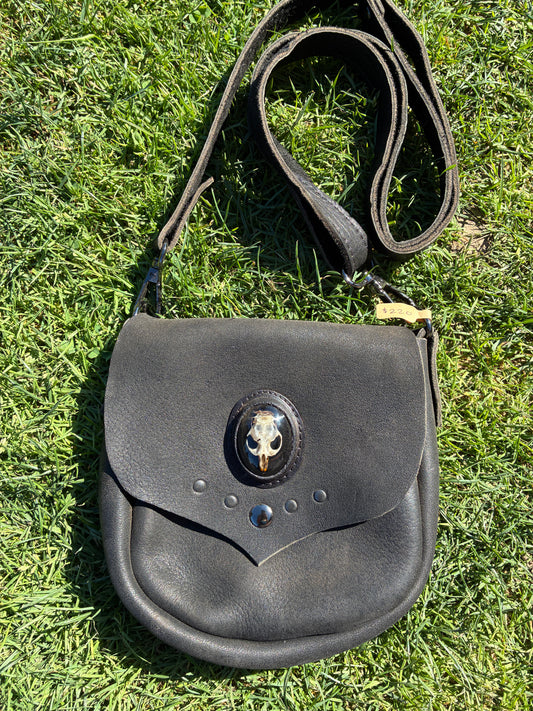 Crossbody purse/beltbag with mouse skull